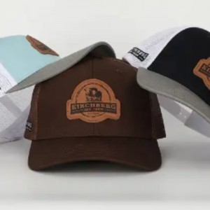 OEM Custom de haute qualité Patch en cuir en cuir en forme de logo Snap Back Gorras Caps, APlique Cotton 112 Chapeaux de camionneur précurvé